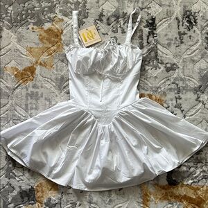 NWT Chic White Mini Dress with Corset